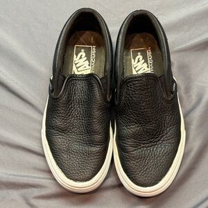 Vans Black Pebbled Leather UltraCush Slip-On Sneakers Youth 3.5 Women's 5